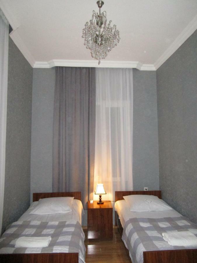 Guest House T&N Kutaisi Exteriér fotografie